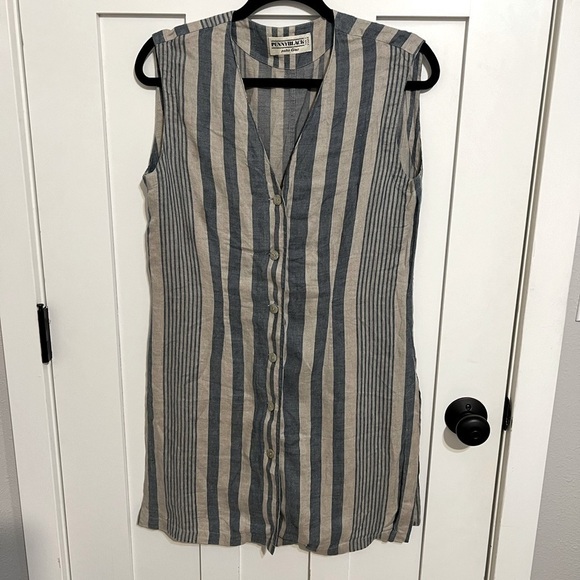 PENNY BLACK Tops - Penny Black Linen Button Up Stripped Blue and tan sleeveless Vest Size 6 Italy